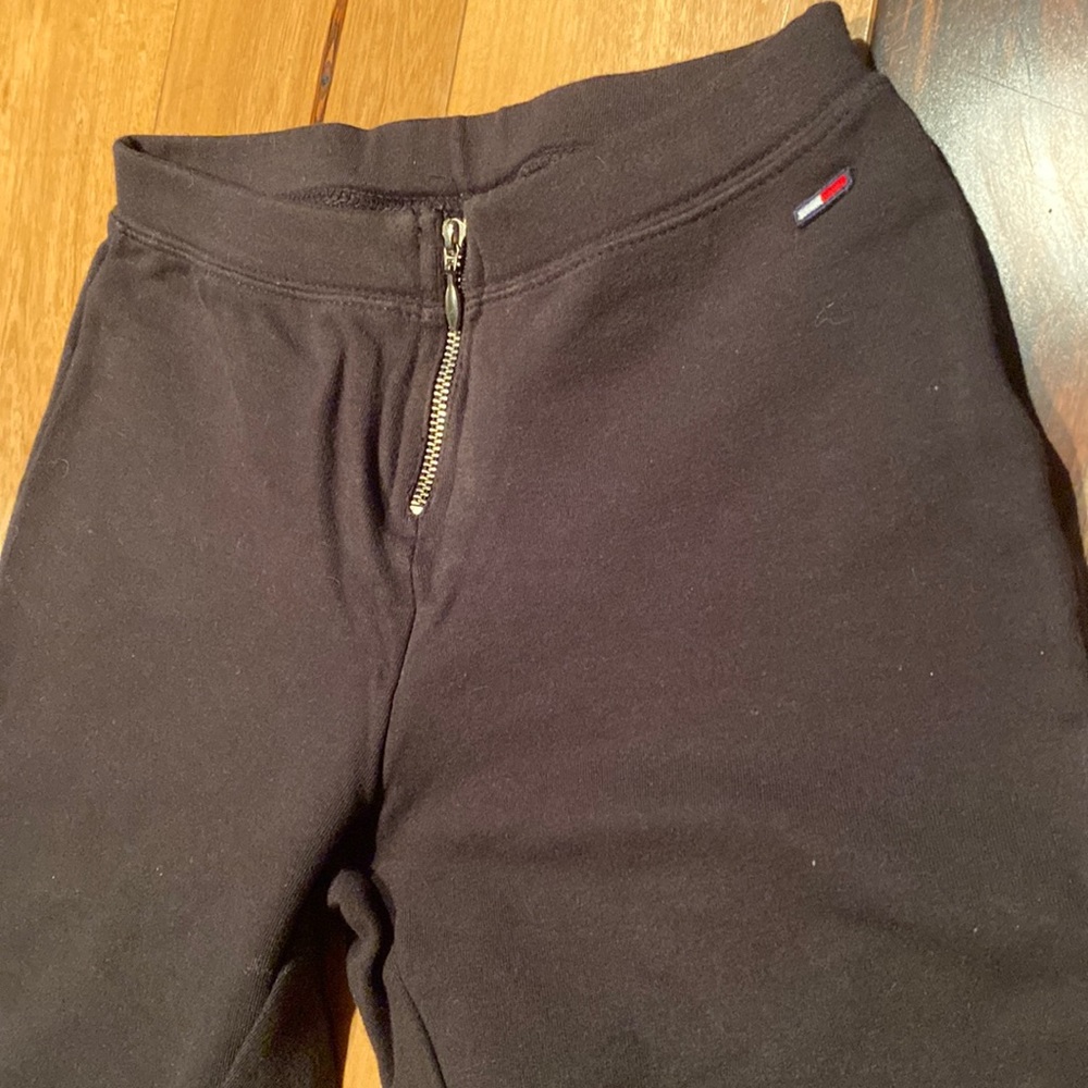 LIKE NEW- VINTAGE TOMMY HILFIGER STRETCHY YOGA PANTS- GIRLS SMALL
